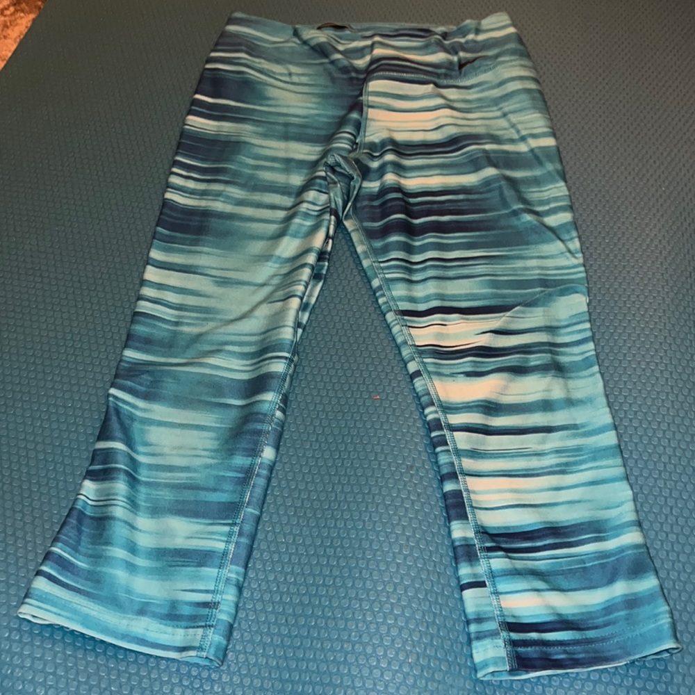 Nike Dri-fit One Legend small Capri leggings